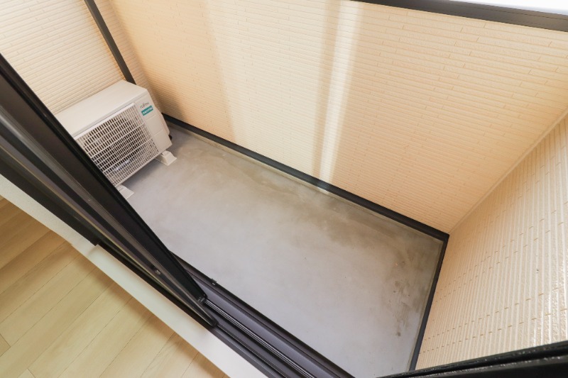 バルコニー　図面と現状に相違がある場合には現状を優先