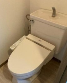 トイレ　ウォシュレット