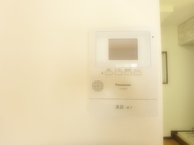 セキュリティ　防犯性の高いＴＶモニター付きです