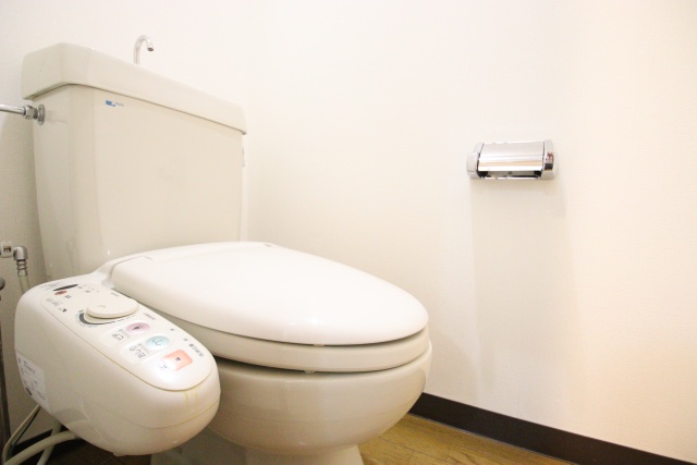 トイレ　※別号室のお写真のため現況優先