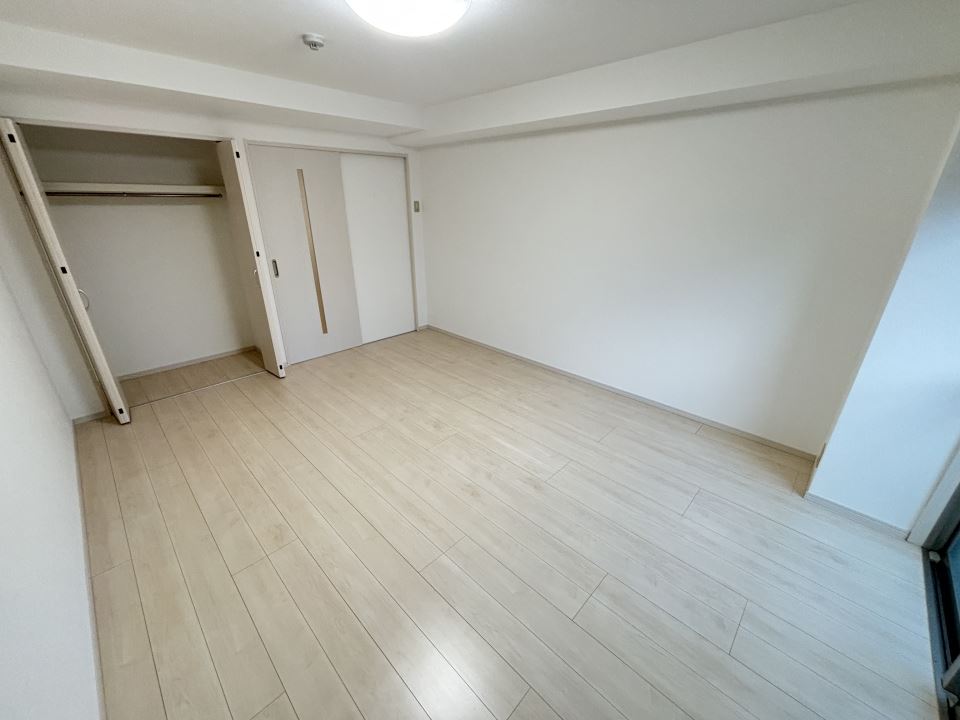 その他設備　家具を配置しやすいお部屋です