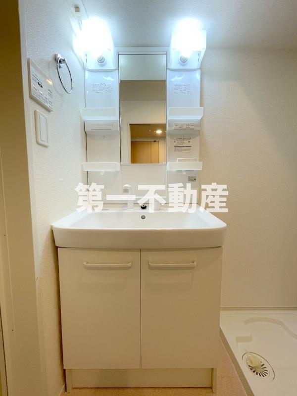 洗面設備　洗髪洗面化粧台