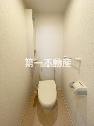トイレ　温水洗浄便座