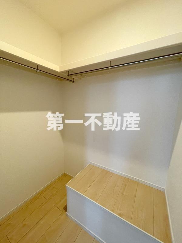 収納　ウォークインクローゼット