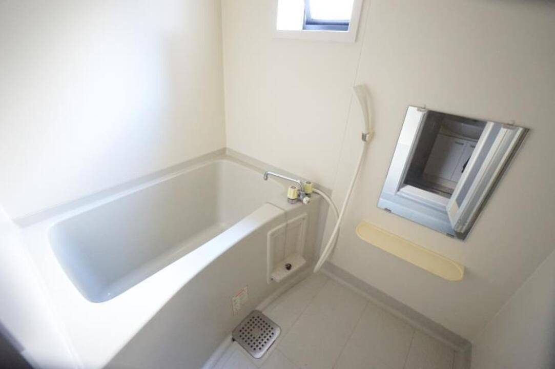 バス・シャワールーム　浴室