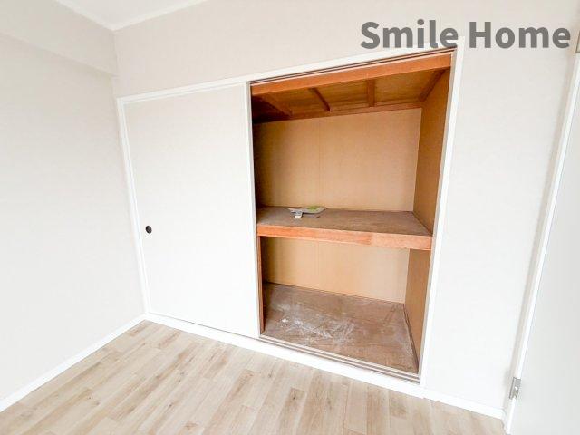 収納　押入れは奥行きもあるので収納力が凄いんです