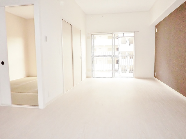 居室・リビング　ＬＤＫ・フローリング