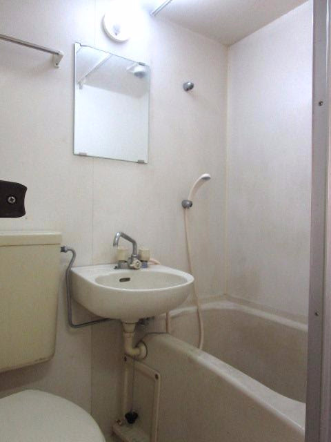 バス・シャワールーム　参考・別室