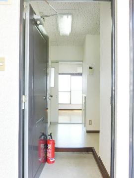 メゾンホワイト　玄関　玄関