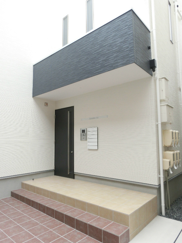 エントランス　※同シリーズの別物件の写真です