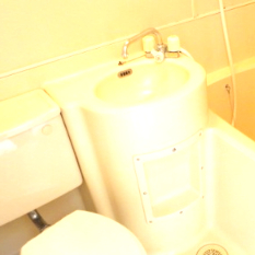 洗面設備　洗面台です。