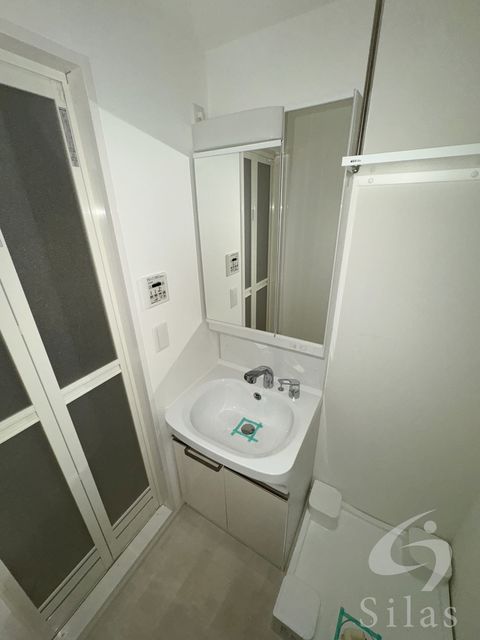 洗面設備　同仕様