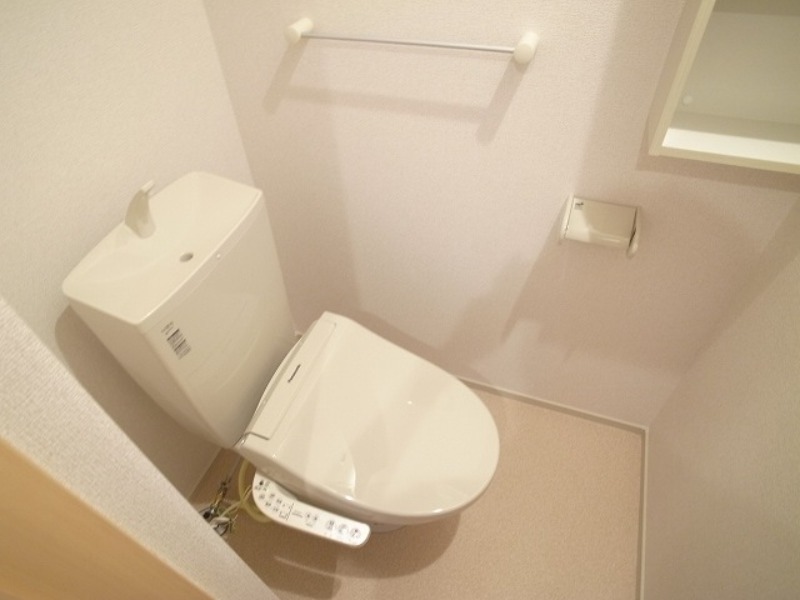 トイレ　図面と現状に相違がある場合には現状を優先