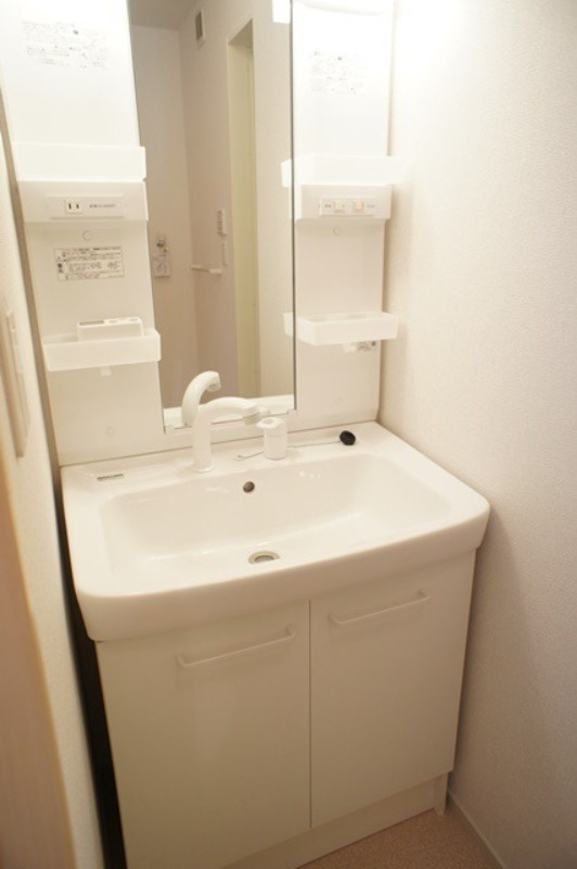 洗面設備　図面と現状に相違がある場合には現状を優先