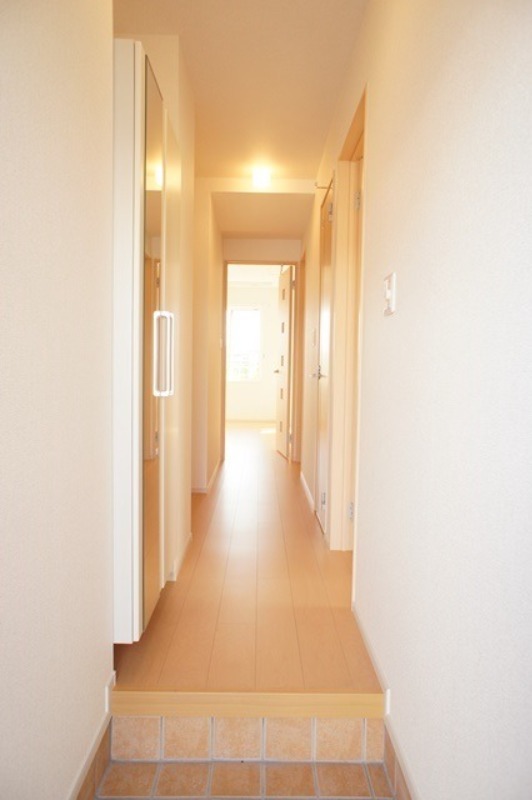 玄関　図面と現状に相違がある場合には現状を優先