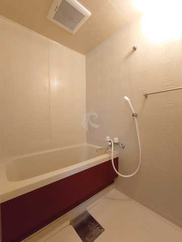 バス・シャワールーム　室内見学承ります。当店掲載物件以外もまとめてお問合頂けます。