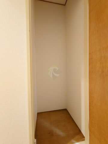収納　室内見学承ります。当店掲載物件以外もまとめてお問合頂けます。