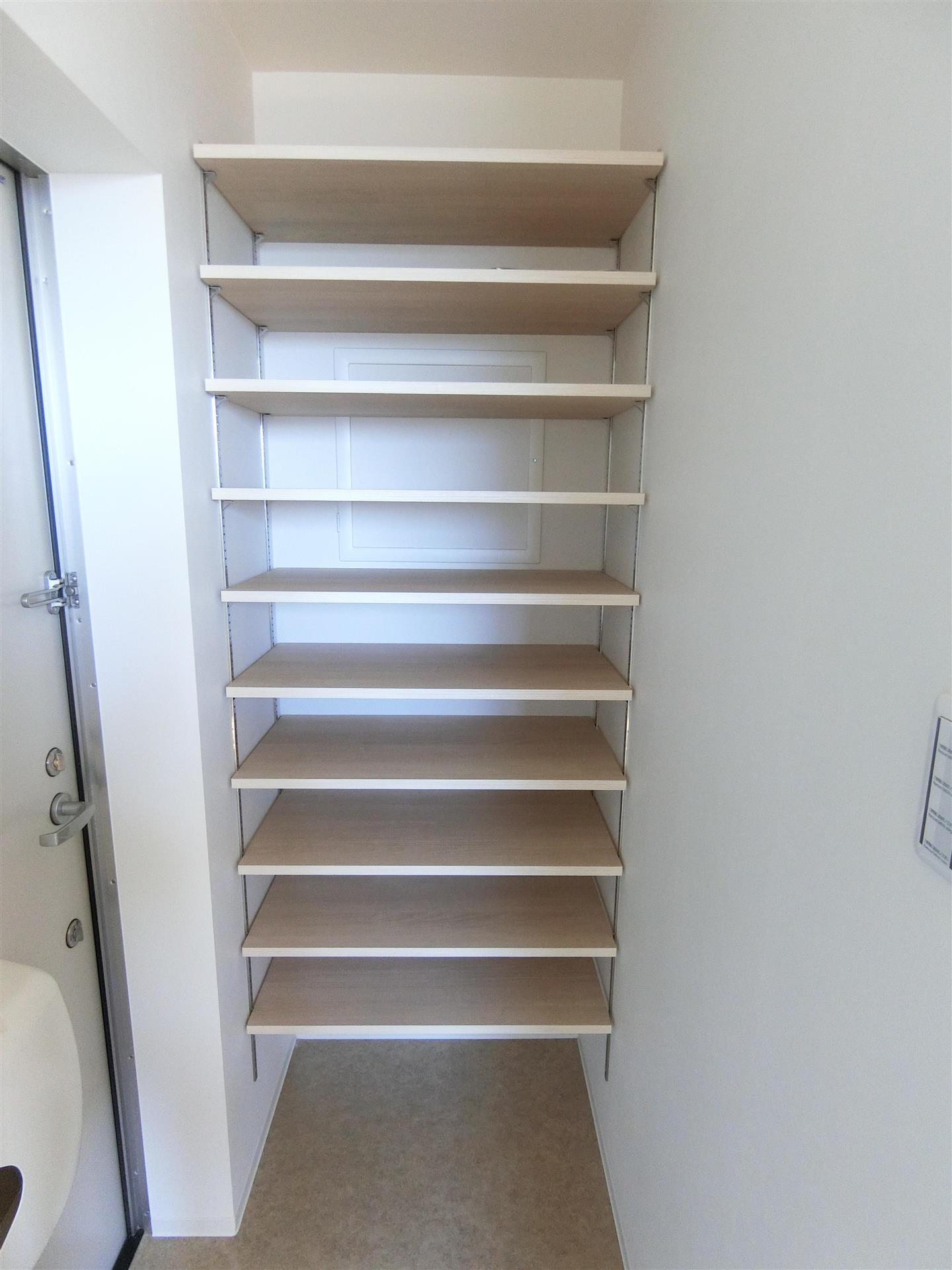 玄関　たっぷりと収納可能なシューズボックス♪