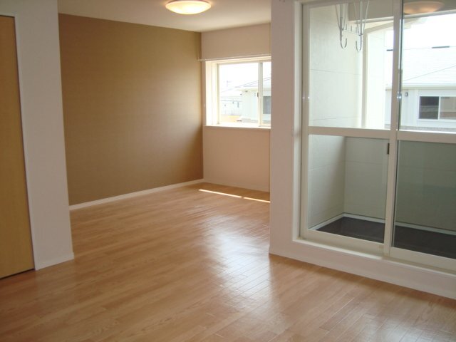 居室・リビング　室内