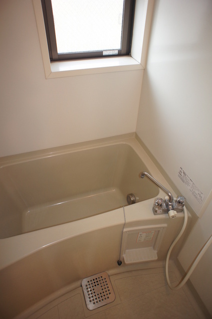 バス・シャワールーム　バスルーム