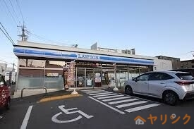 コンビニ　ローソン名東虹が丘公園店（コンビニ）まで311m