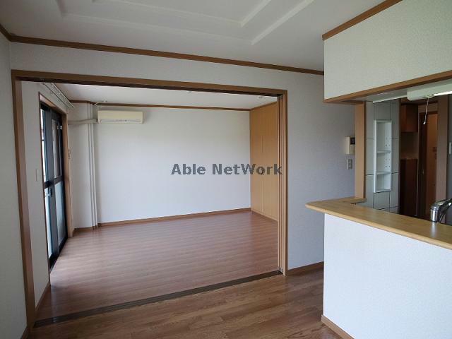 居室・リビング　参照写真です