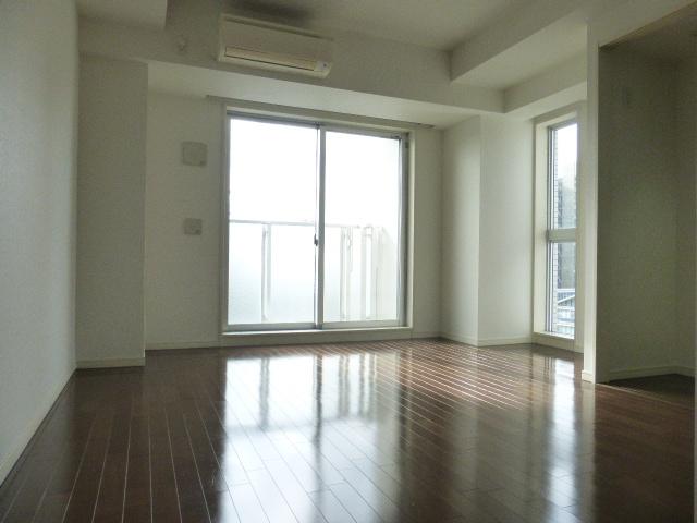 居室・リビング　内観