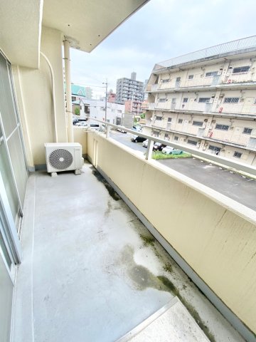 バルコニー　※同物件別室参考写真