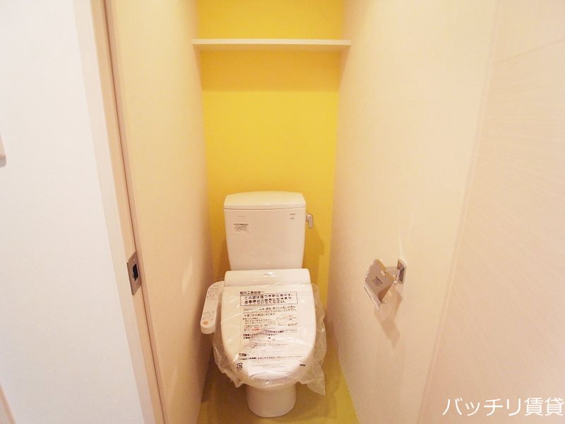 トイレ　※同マンション別部屋写真のため、現状優先。