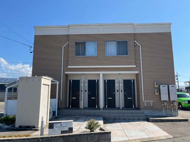 建物外観　外観写真（昼）