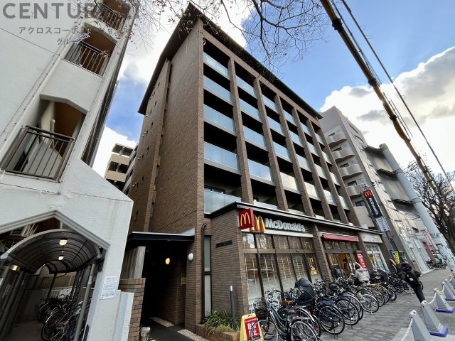 建物外観　オートロック付きで安心！宅配BOX付で便利！