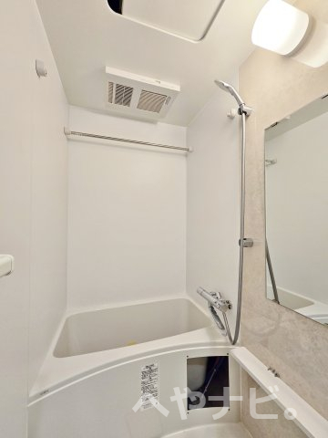 バス・シャワールーム　★お風呂 ※反転イメージ