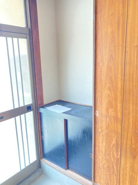 玄関　収納下駄箱