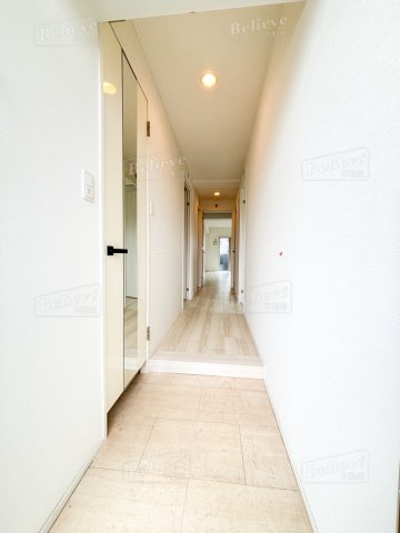 玄関　シューズボックス付きの玄関☆