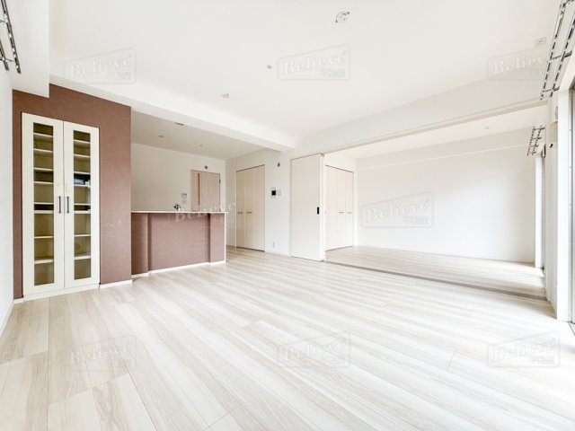 居室・リビング　広いリビングです☆