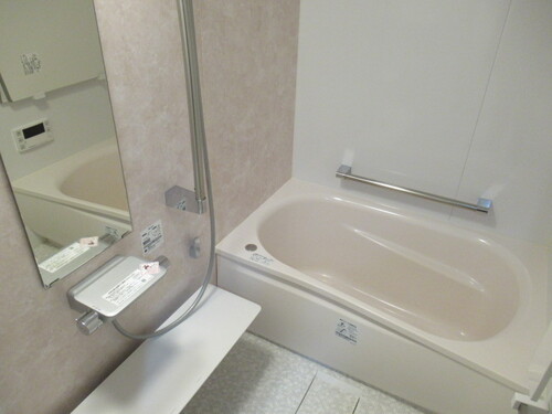 バス・シャワールーム　浴室