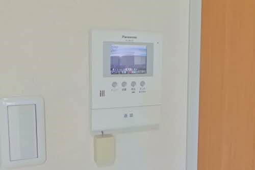 セキュリティ　ＴＶモニター付きインターホンで来客者の確認ができ安心！