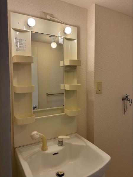 洗面設備　洗面所です