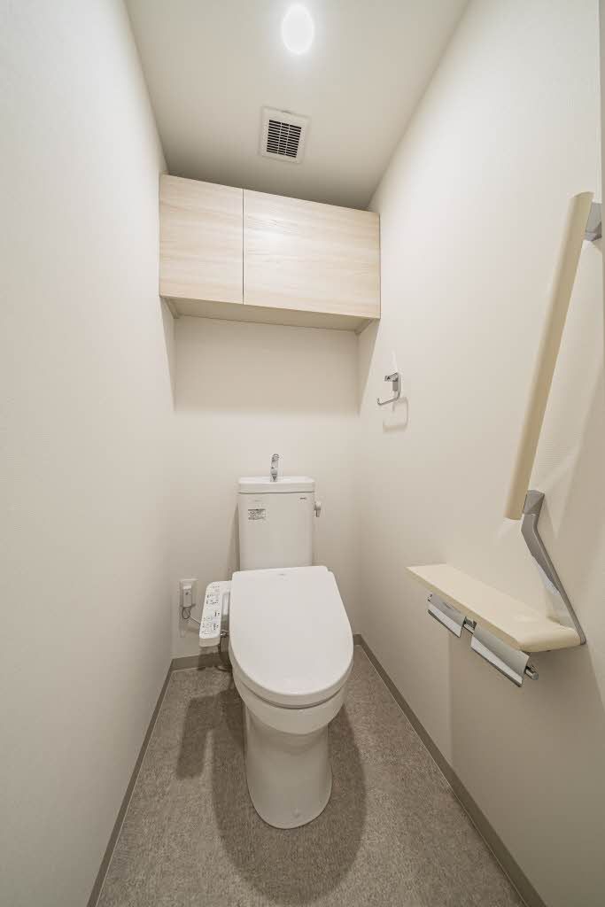 トイレ　トイレ