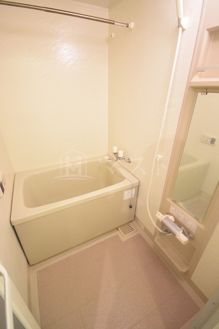 バス・シャワールーム　※建物内、別間取り参考写真