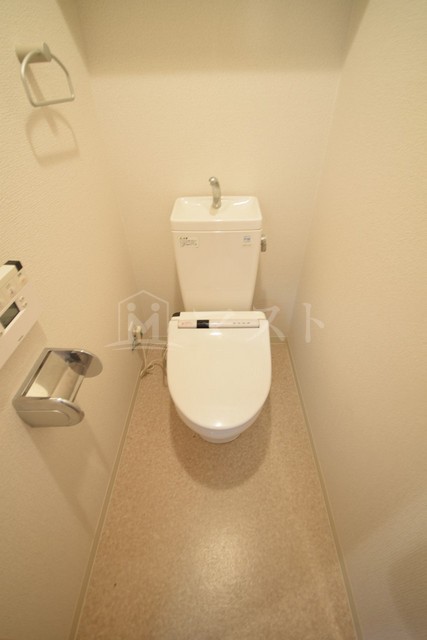 トイレ　※建物内、別間取り参考写真