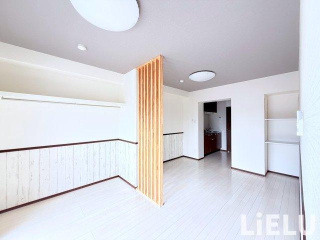 居室・リビング　同シリーズ物件のモデルルームになります※現況優先