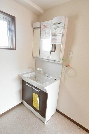 居室・リビング　建設中の写真です