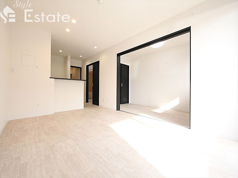 居室・リビング　内装