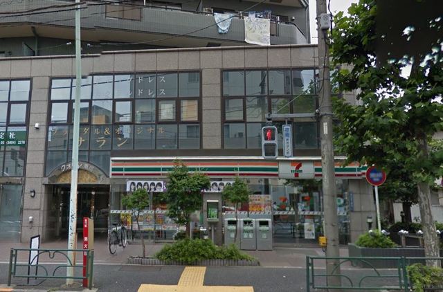 コンビニ　セブンイレブン荒川5丁目店（コンビニ）まで164m