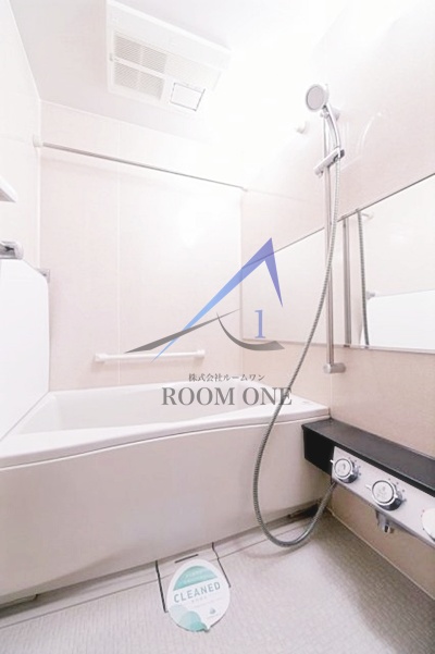 バス・シャワールーム　お風呂です。