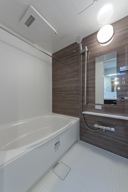 バス・シャワールーム　※写真は同タイプ住戸です。