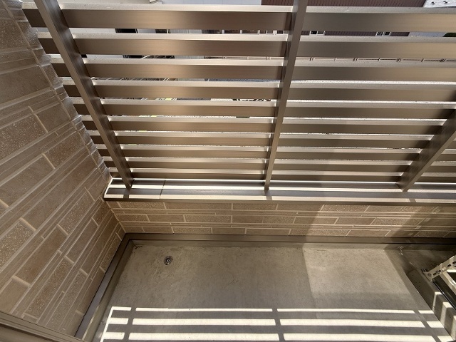 その他　腰の高さの目隠しで、人目が気になりにくい！