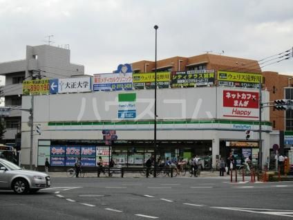 コンビニ　ファミリーマート西巣鴨店（コンビニ）まで576m