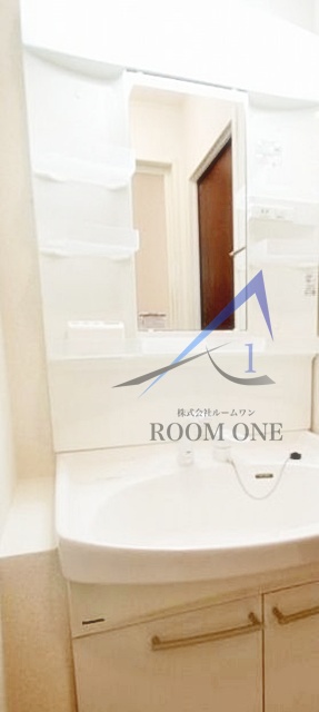 洗面設備　洗面台です。